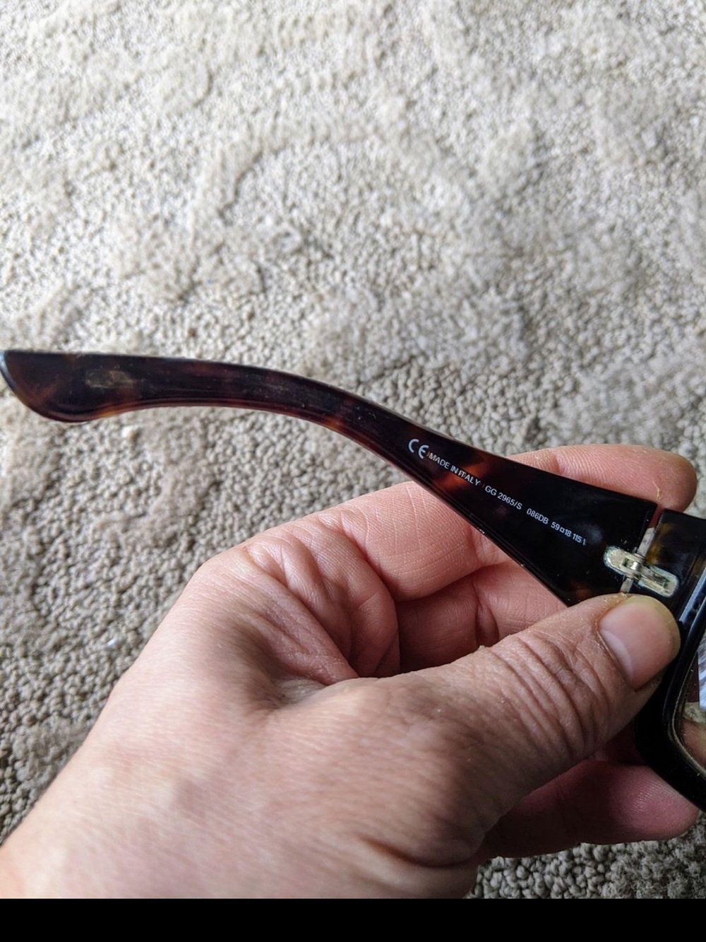 Vintage Gucci Oversized Sunglasses | Y2K | Authentic | Includes Case - Picture 6 of 11